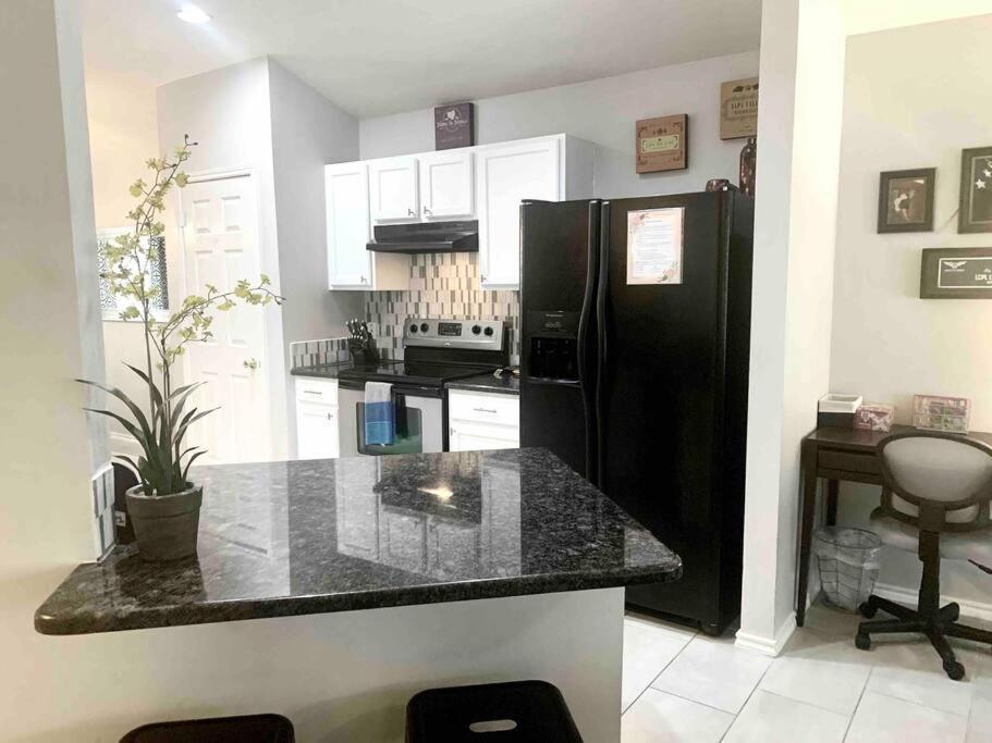 Modern Updates - Great Location - King Bed- Bmt San Antonio Luaran gambar