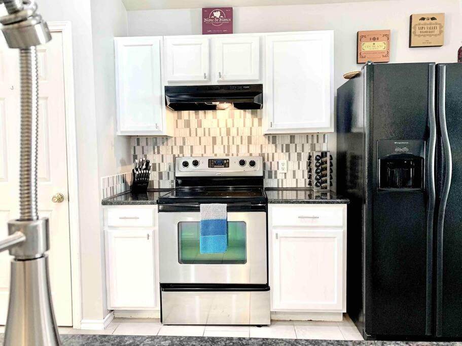 Modern Updates - Great Location - King Bed- Bmt San Antonio Luaran gambar